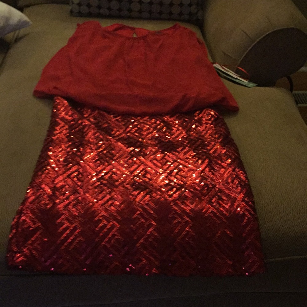 Red sparkle evening dress